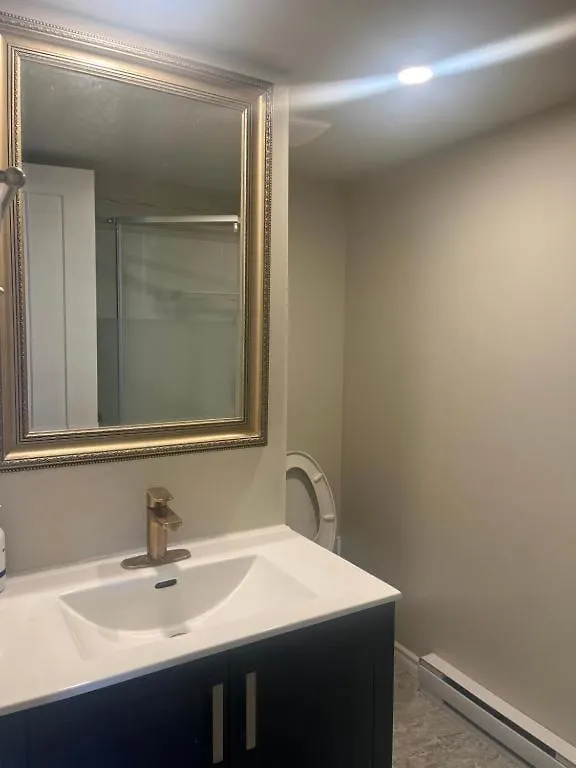 Feriehus 2 Bedroom Suint Water Front Victoria Canada