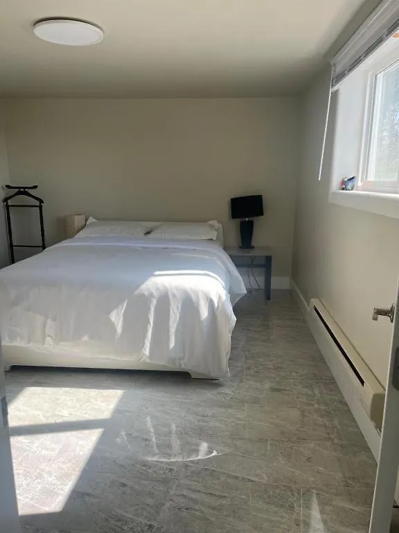 Feriehus 2 Bedroom Suint Water Front Victoria